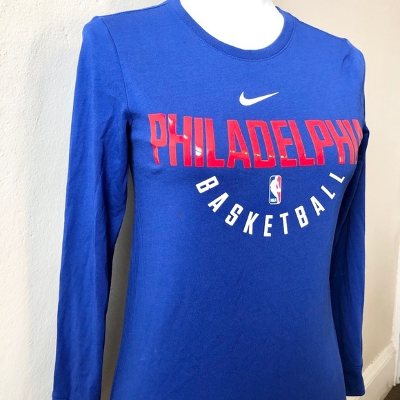 The Nike Tee Dri-Fit Philadelphia Basketball Shirt - Picture 3 of 9